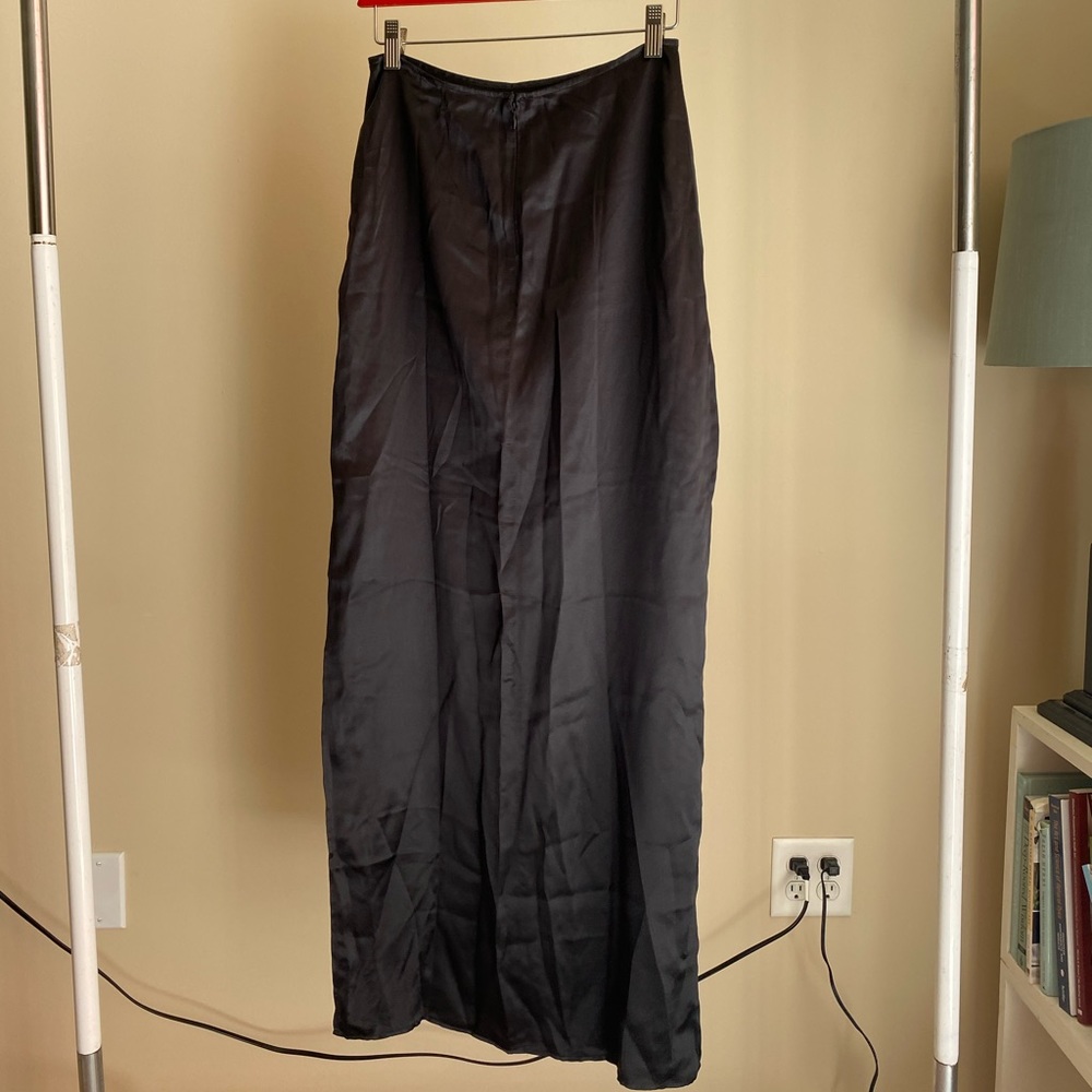Reformation Heather Skirt - Picture 2 of 5